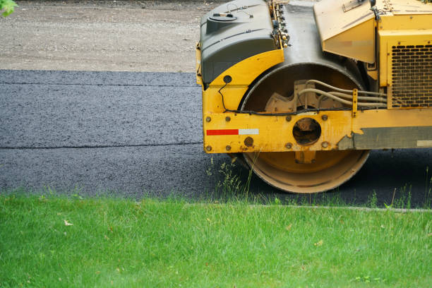 Best Driveway Sealing and Maintenance in Richmond, MI